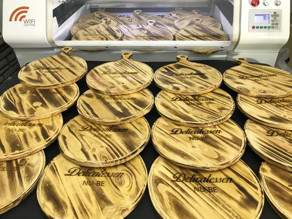 Pieza de MDF cortada con láser 6