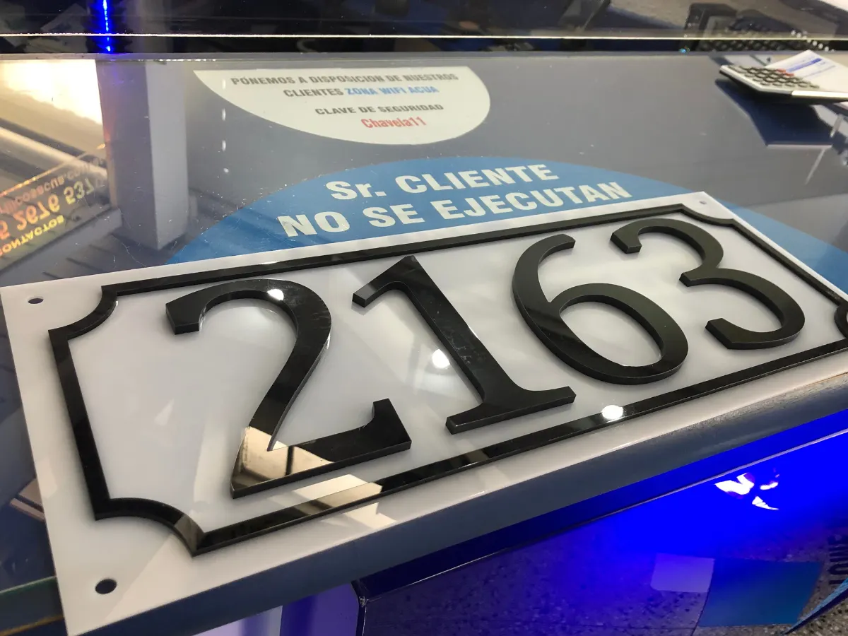 Señalética láser 9